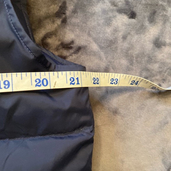 Lands' End Midnight Blue Puffer Vest size XL, Down feathers, NWOT - Picture 4 of 6